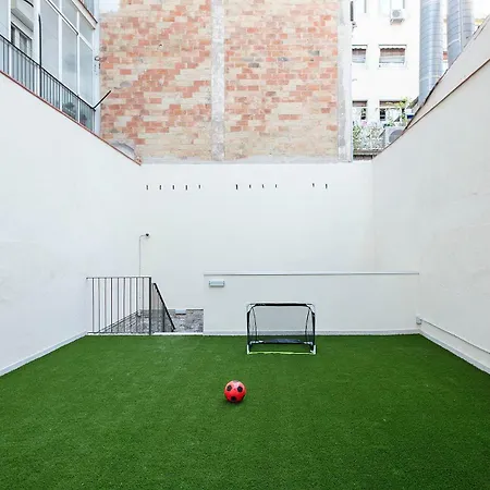 Bonito Piso Cerca Del Campo De Futbol De Barcelona
